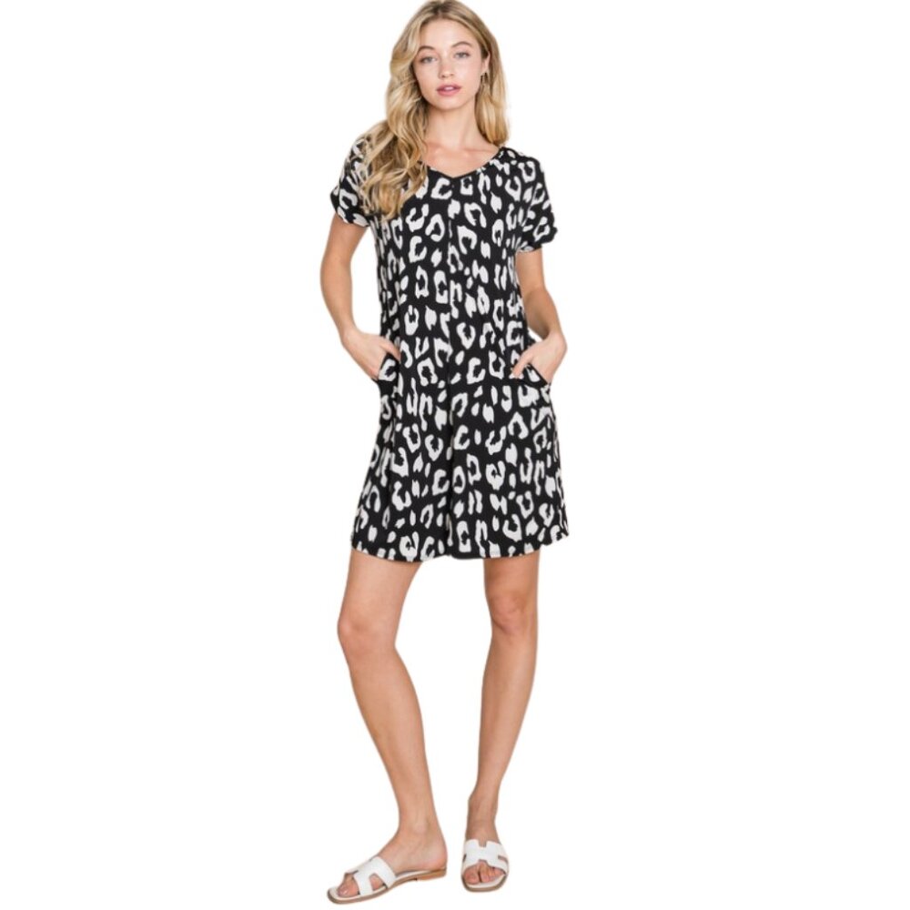 Black + White Leopard Print Romper | Soft Stretchy Lounge Comfy |‎ BomBom | NWOT